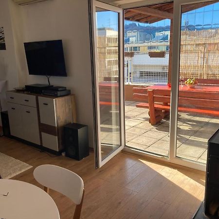 Penthouse Stan 80M2, Terasa 36M2, Garaza... Centar Banja Luke - Gradski Park バニャ・ルカ エクステリア 写真