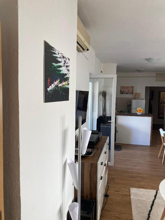 Penthouse Stan 80M2, Terasa 36M2, Garaza... Centar Banja Luke - Gradski Park バニャ・ルカ エクステリア 写真