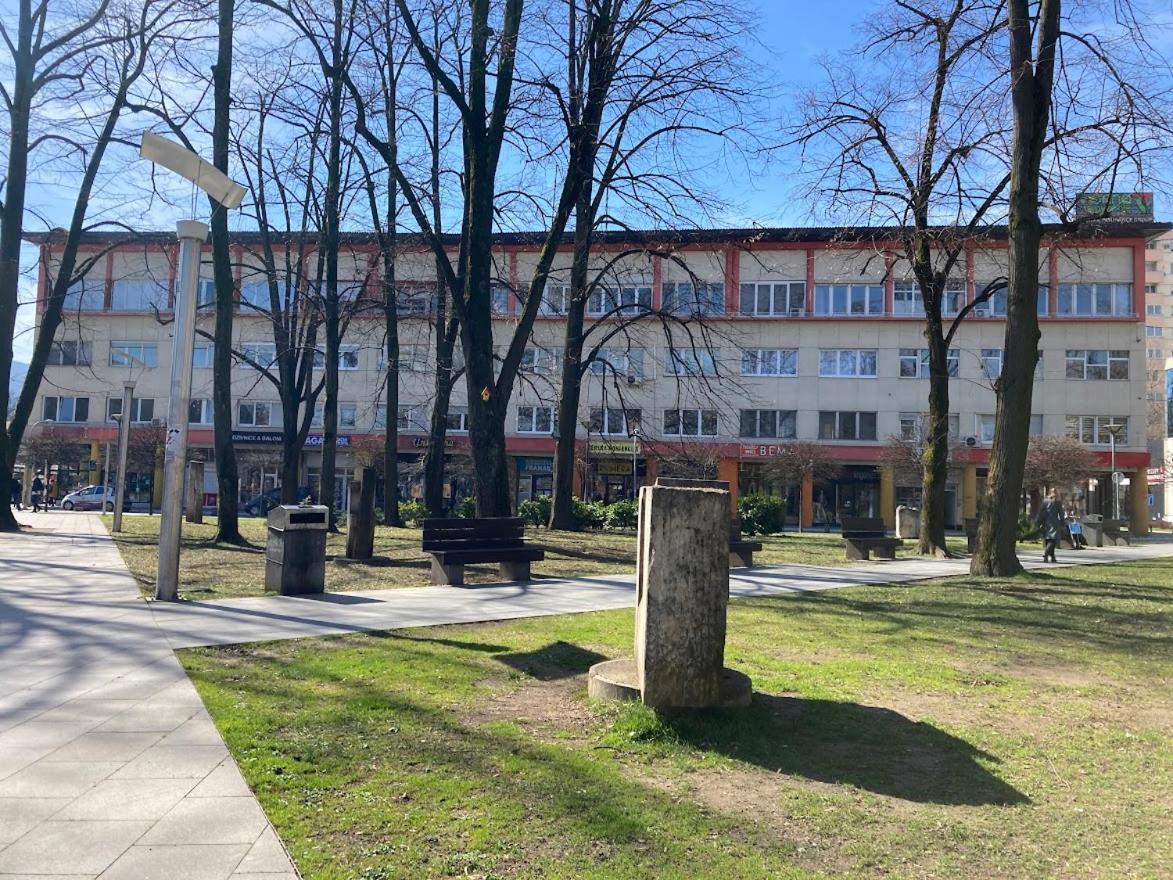 Penthouse Stan 80M2, Terasa 36M2, Garaza... Centar Banja Luke - Gradski Park バニャ・ルカ エクステリア 写真