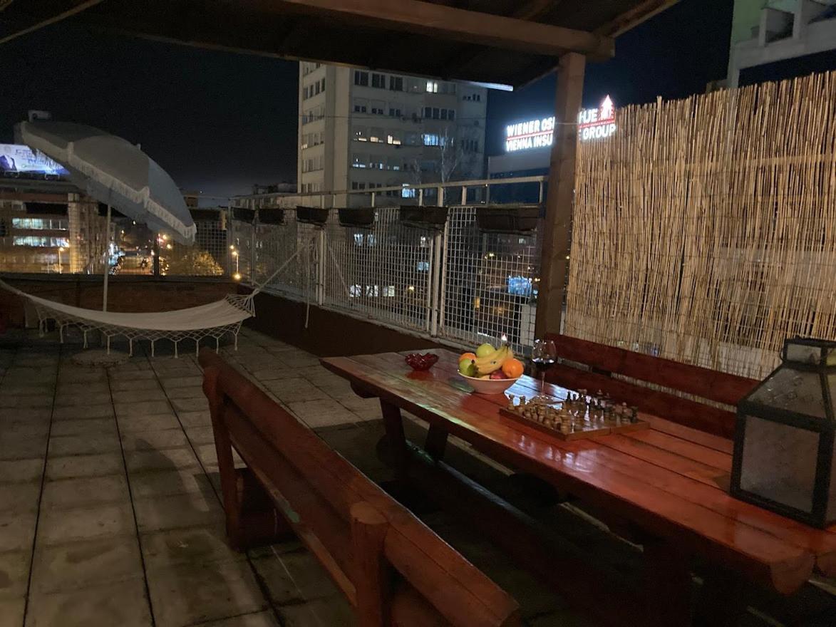 Penthouse Stan 80M2, Terasa 36M2, Garaza... Centar Banja Luke - Gradski Park バニャ・ルカ エクステリア 写真